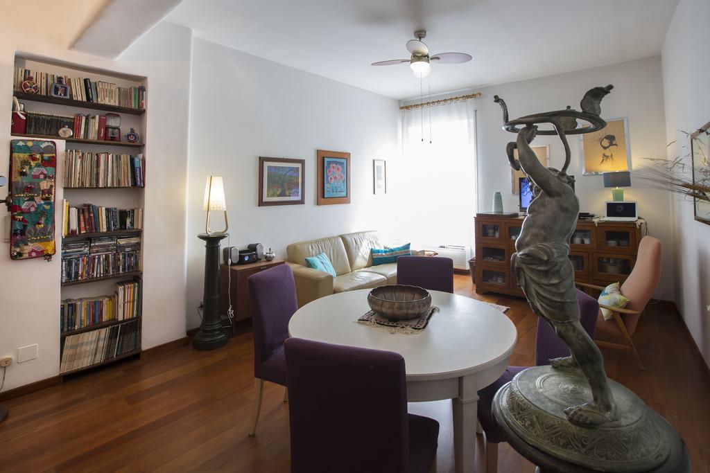 Living In San Peter Rome Room photo